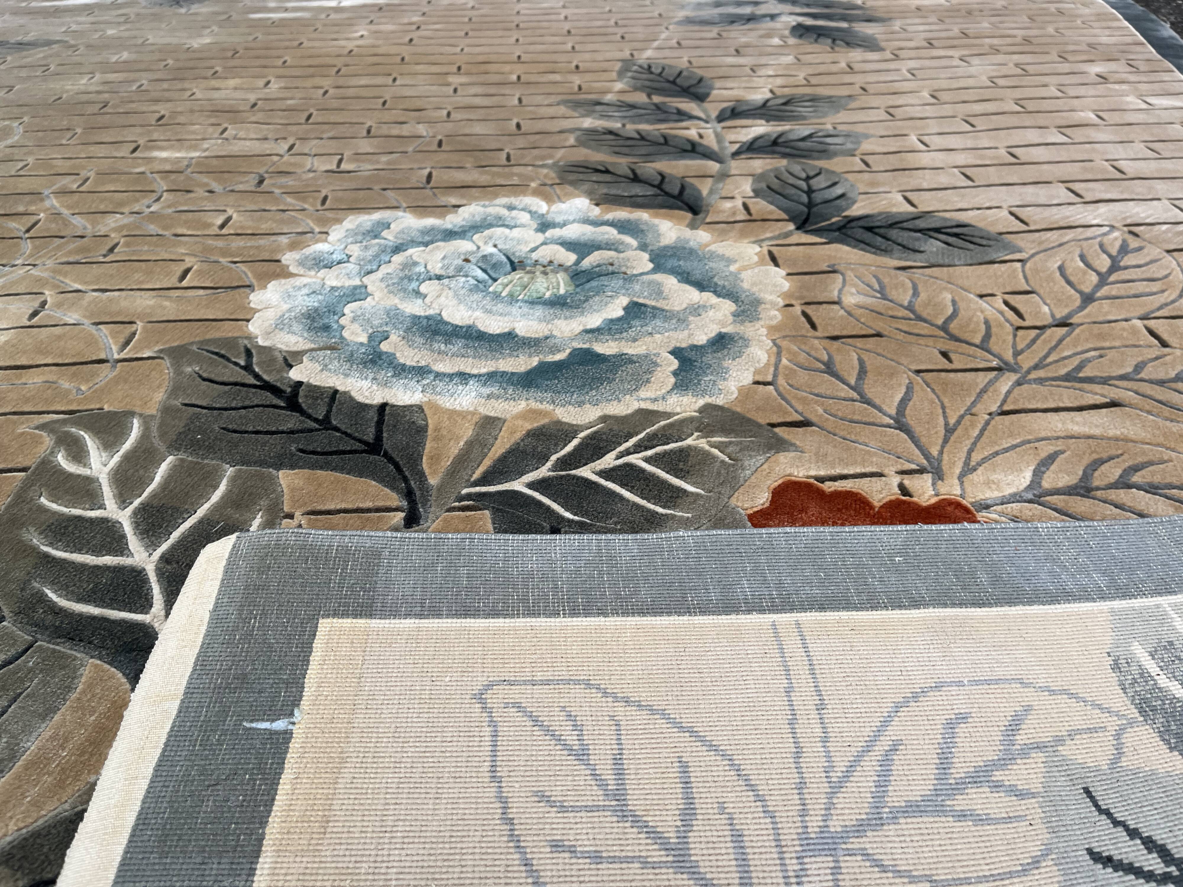 Art Deco rug 350x247 cm