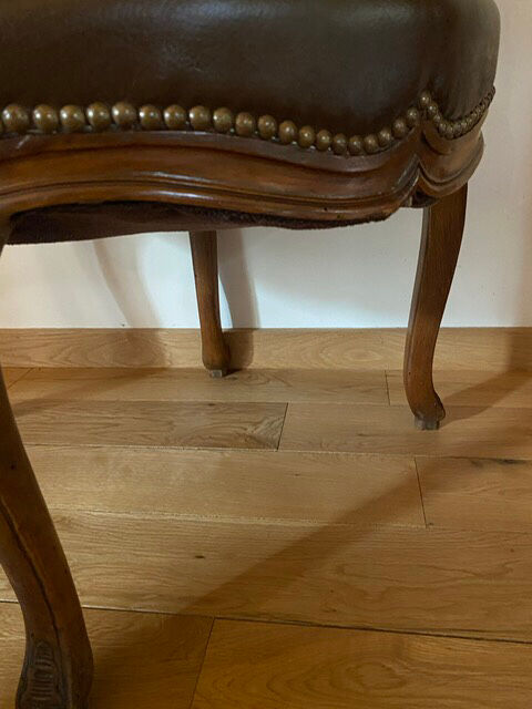 Late 19th century Louis XV-style office chair