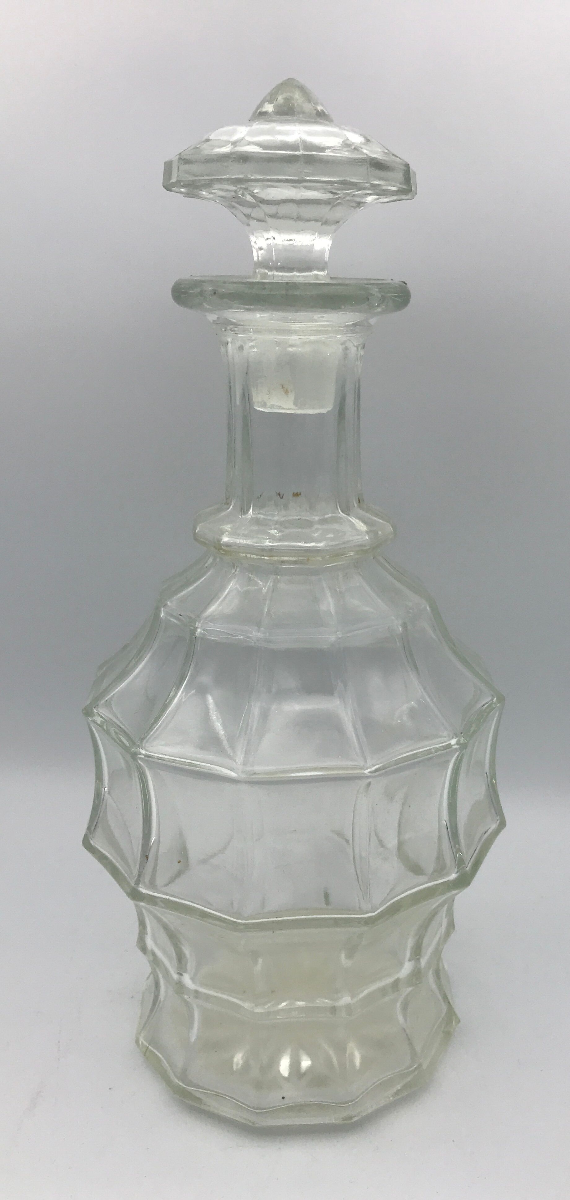 Old faceted glass liqueur carafe and stopper - 27 cm