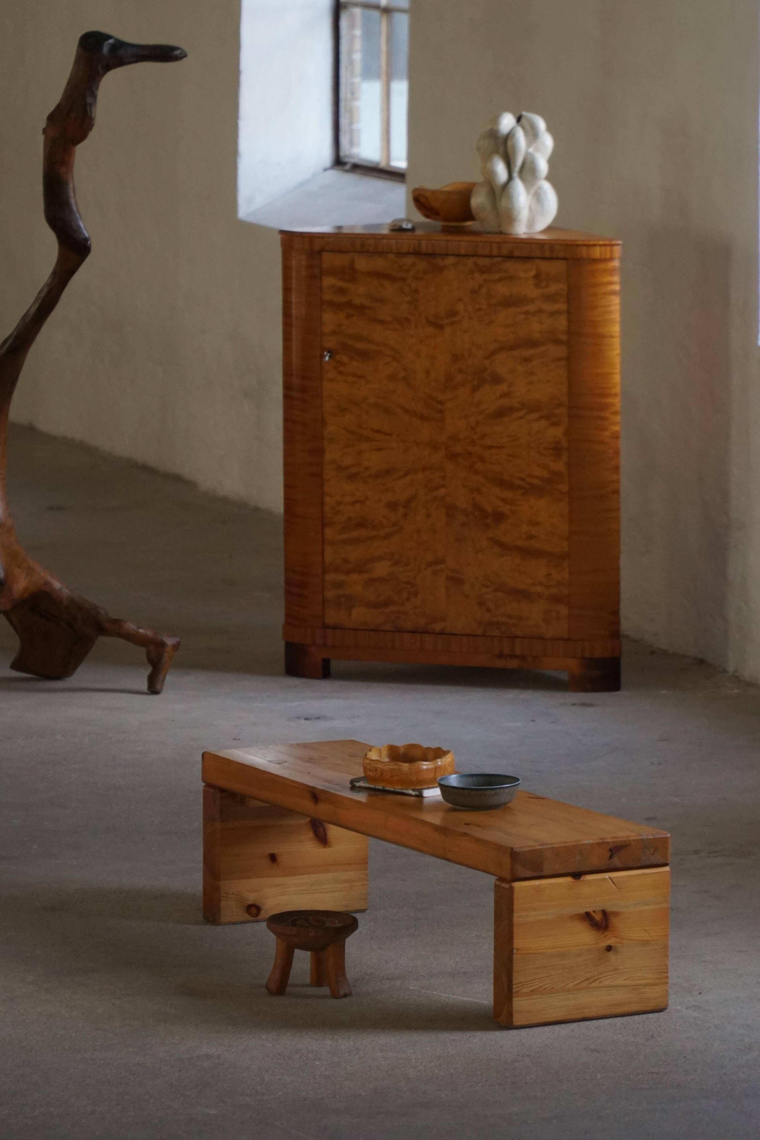 Brutalist modern Swedish table/bench in solid pine, mid-20th century, 1960s.