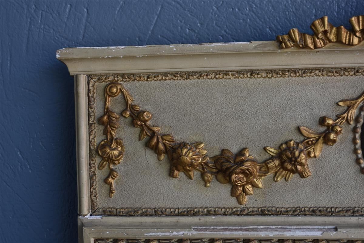 Style Louis XVI era Pier XIX in boistet lacquered gilded stucco