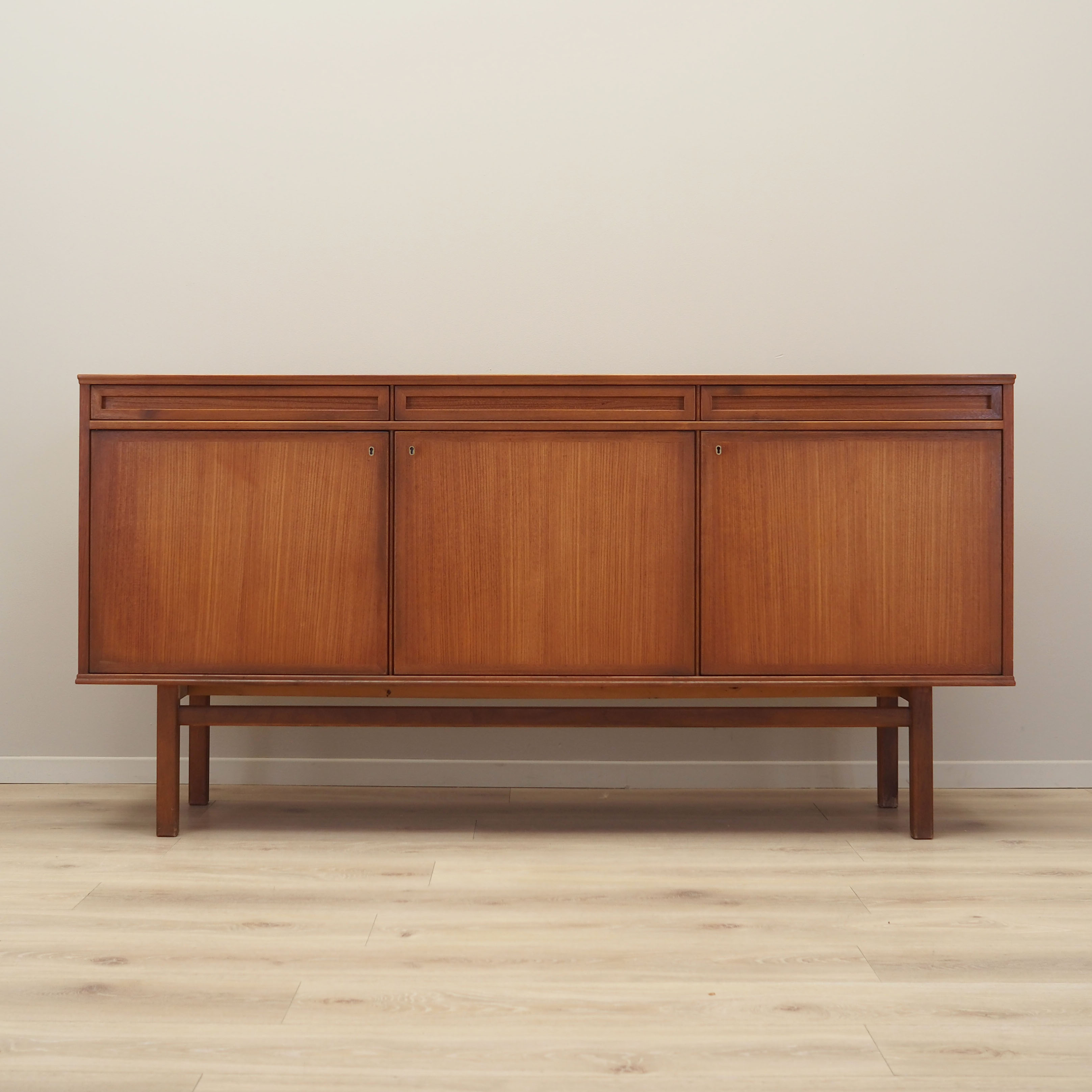 Teak sideboard, Swedish design, 1960s, manufacture Ulferts