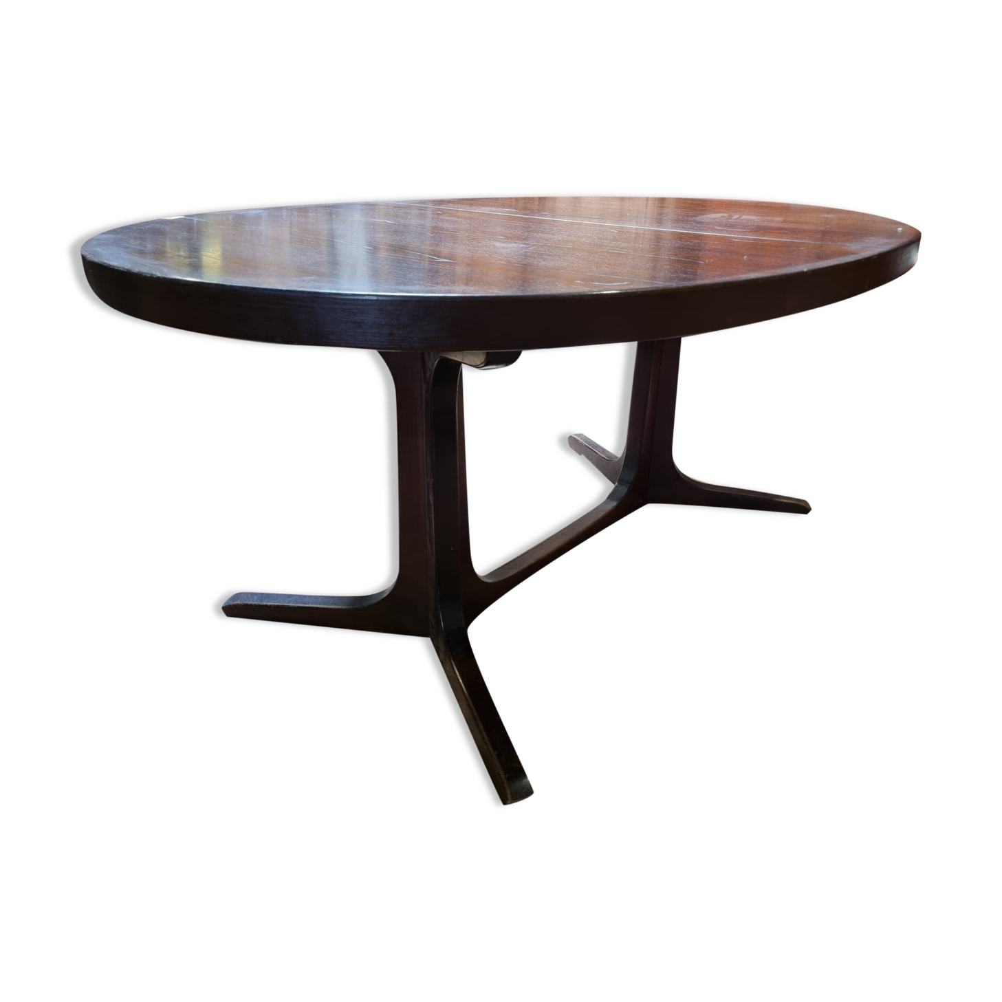 Baumann oval table from the 1970s