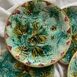 5 plates in vine leaf slip, late 19th century