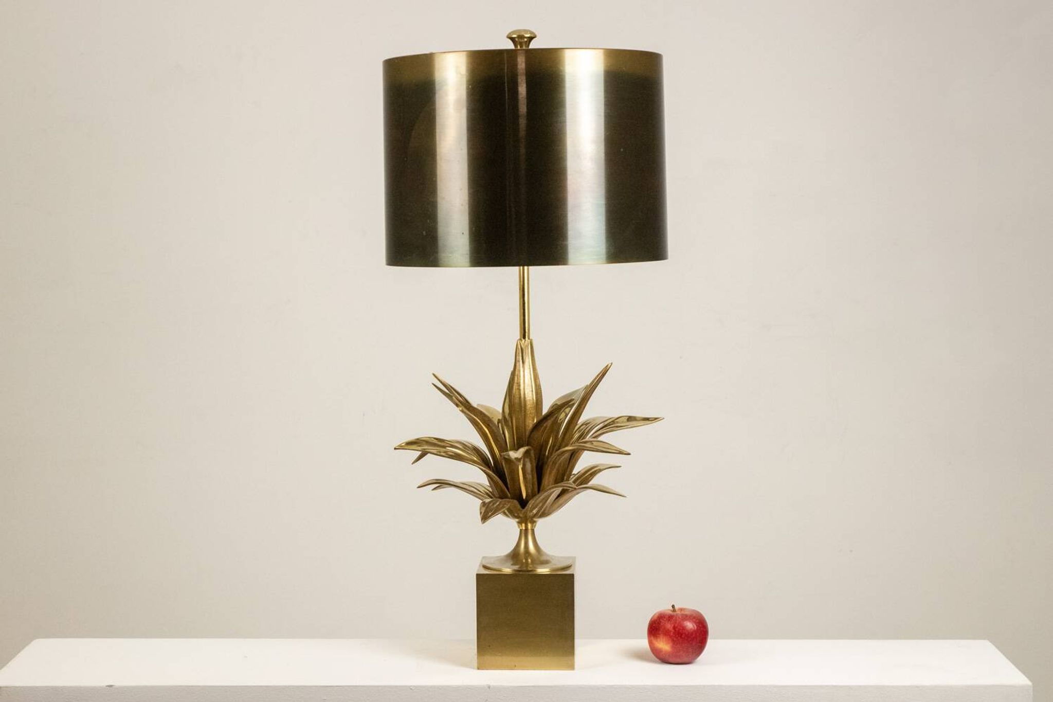 Maison Charles, "Agave" lamp in gilded bronze and patinated brass. 1970s