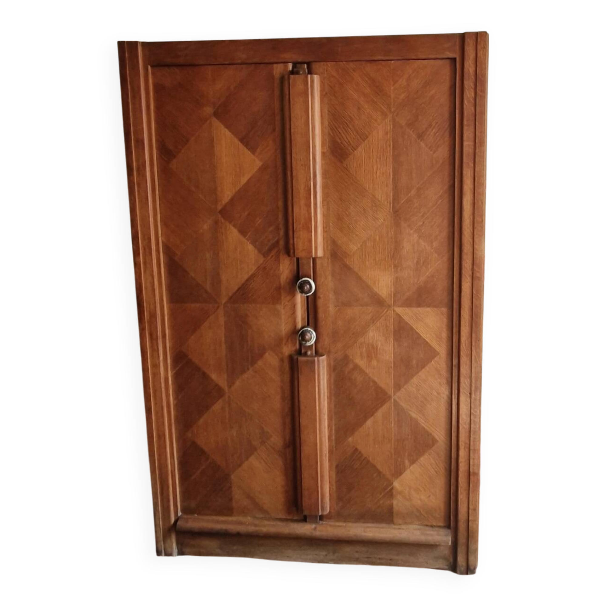 Guillerme and Chambron wardrobe