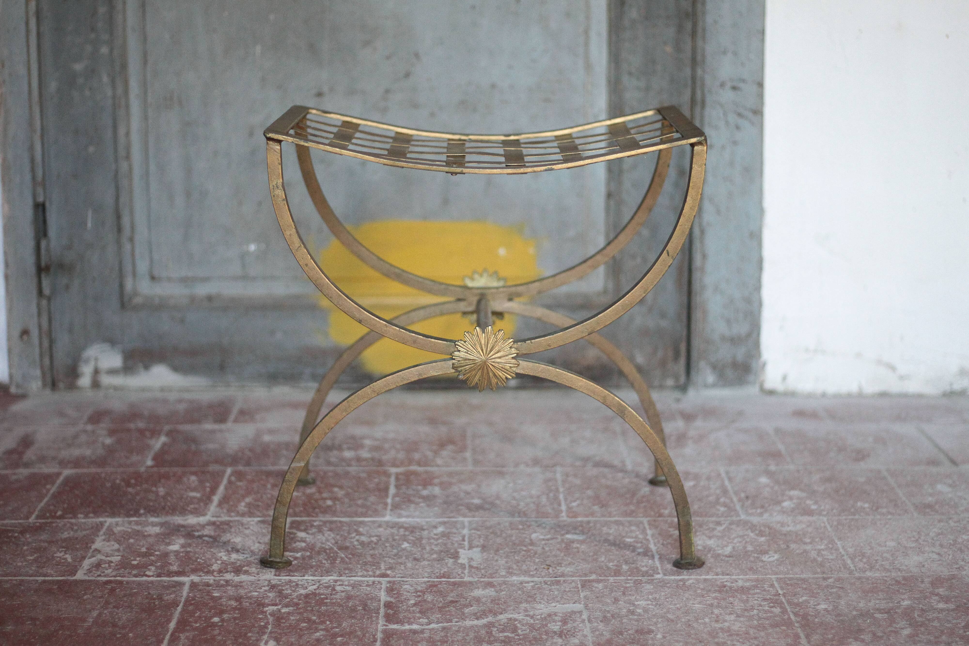 Vintage luggage rack, curule-shaped stool, iron suitcase table