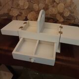 White wooden jewelry box