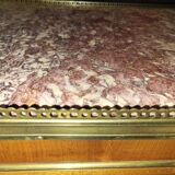 Table en marbre rose