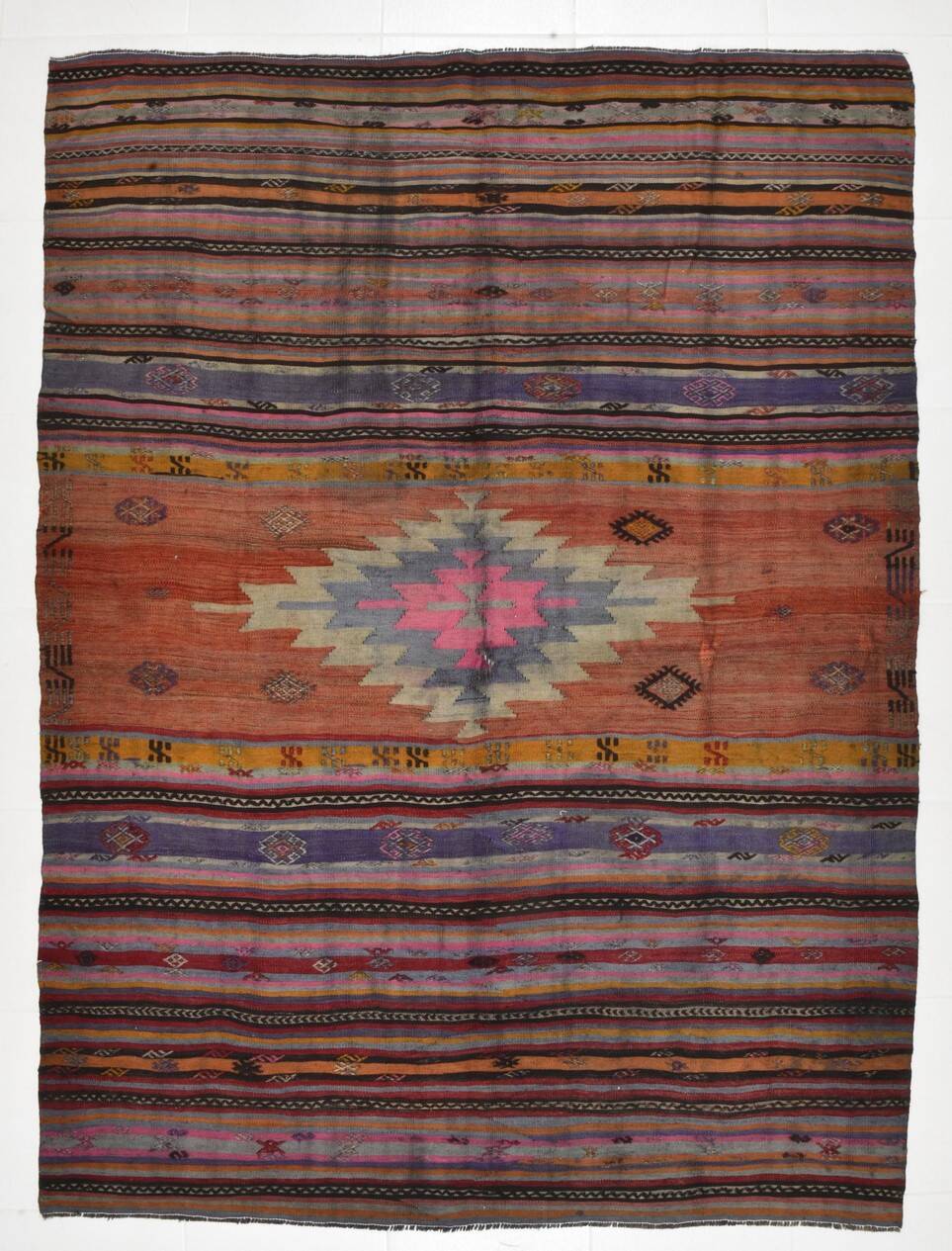 Tapis Kilim Anatolien Vintage – Rayures Ethniques, Tissé Main , 176x242 Cm