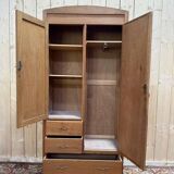 Armoire, penderie en chêne massif époque 1950-1960