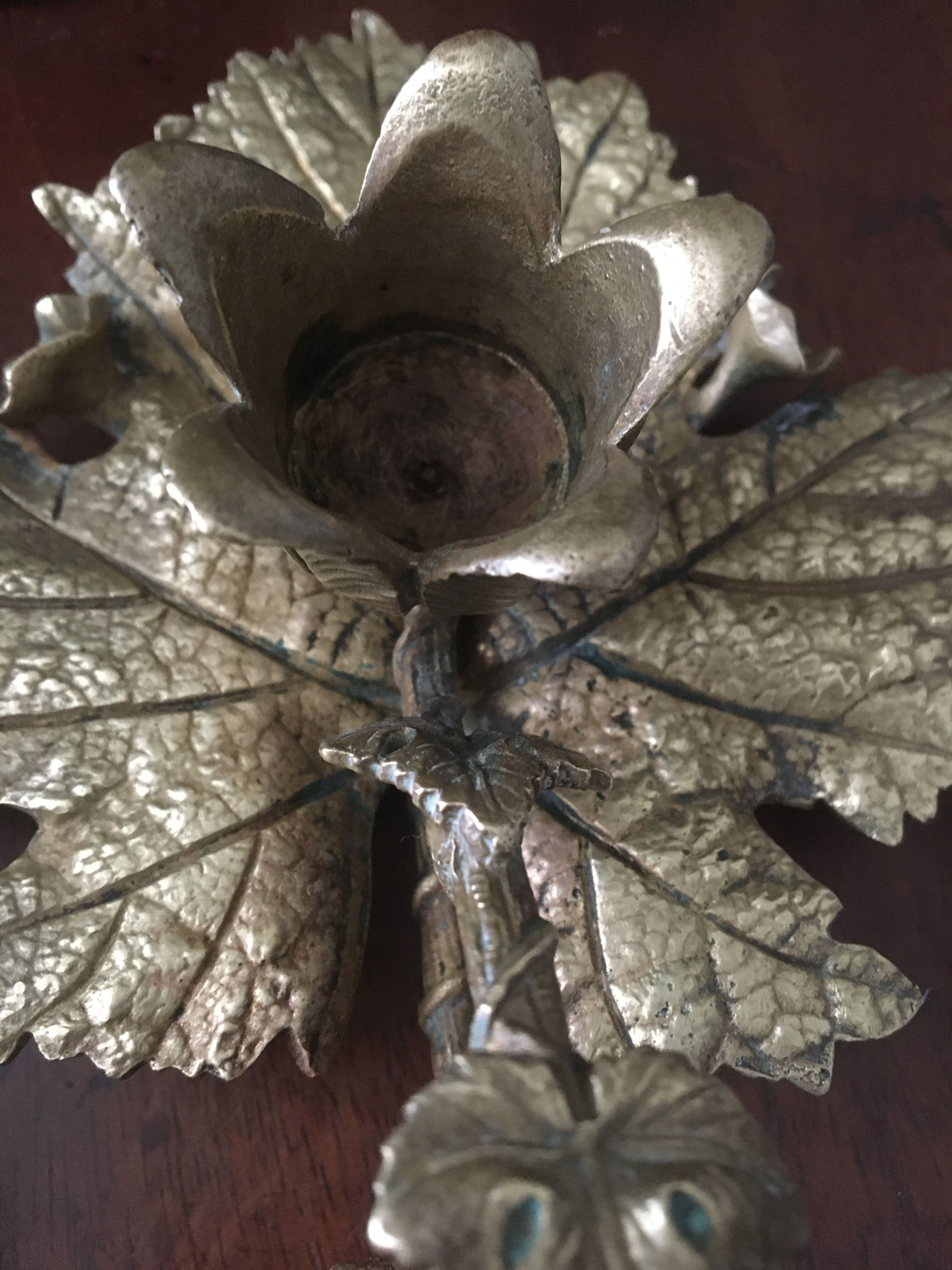 Carved vine leaf bougeoir, late 19th century