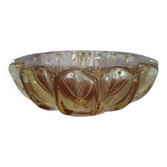 Art-deco cup, in yellow glass, created by Pierre d'Avesn