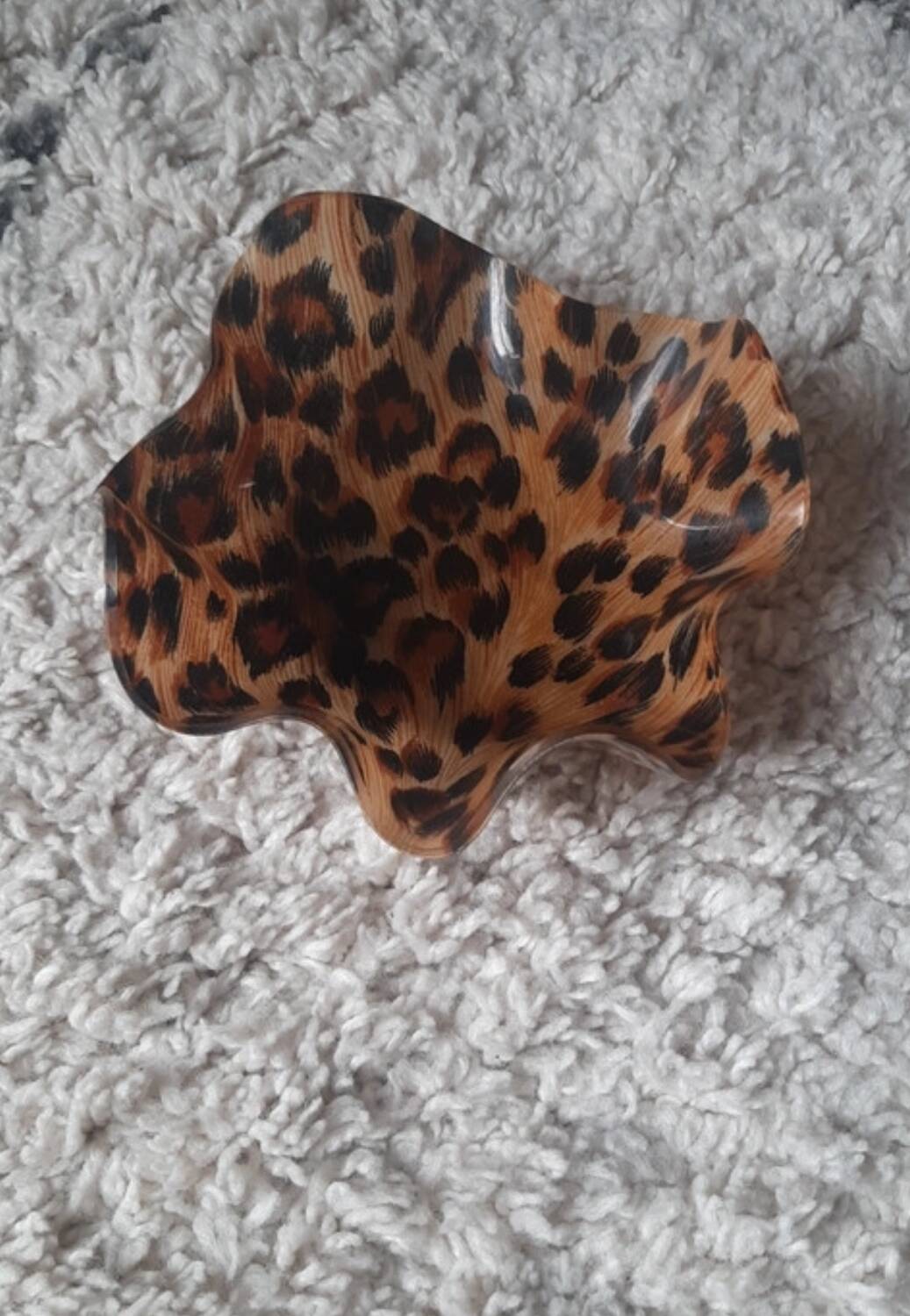 Wavy leopard resin plastic tray