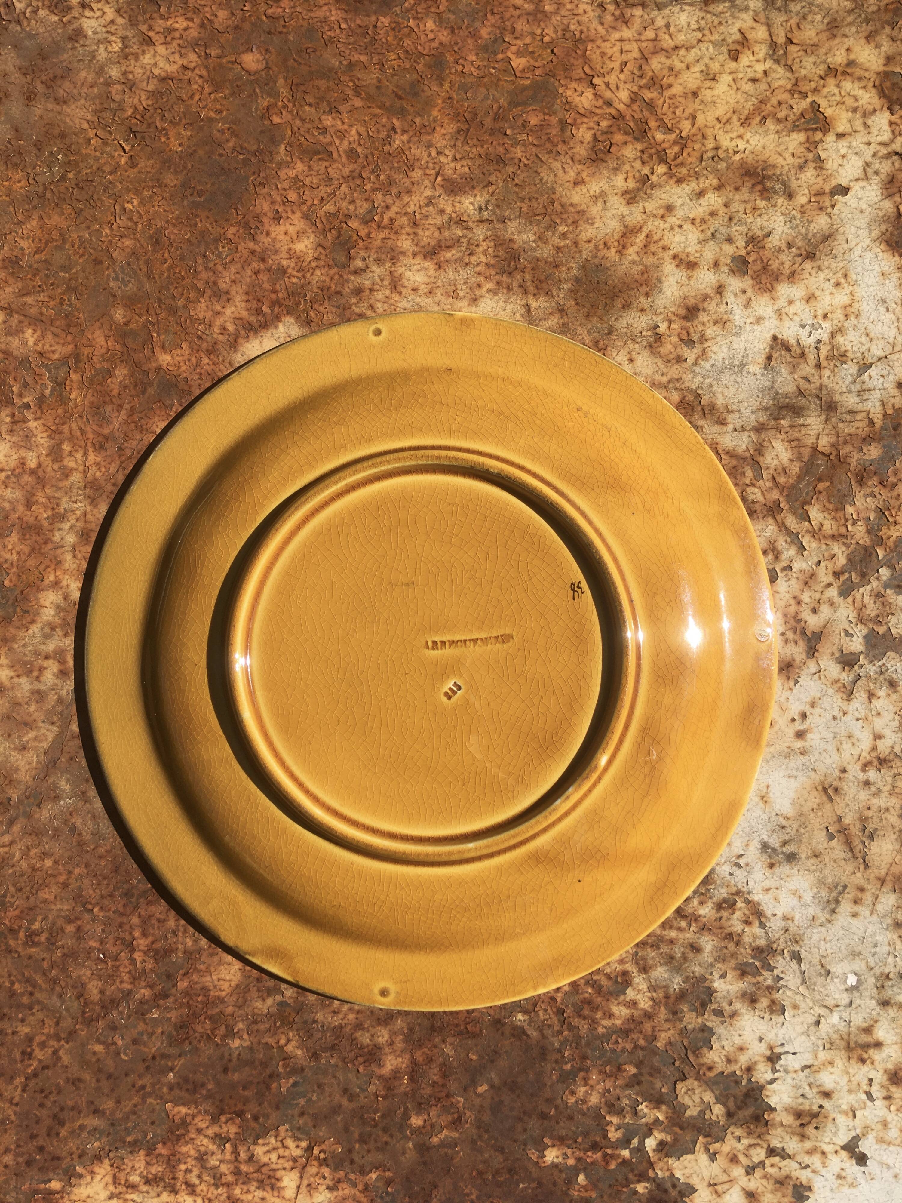 Sarreguemines asparagus plate in dabbling