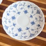 4 tasses et sous tasses anglaises - Staffordshire Churchill Finlandia