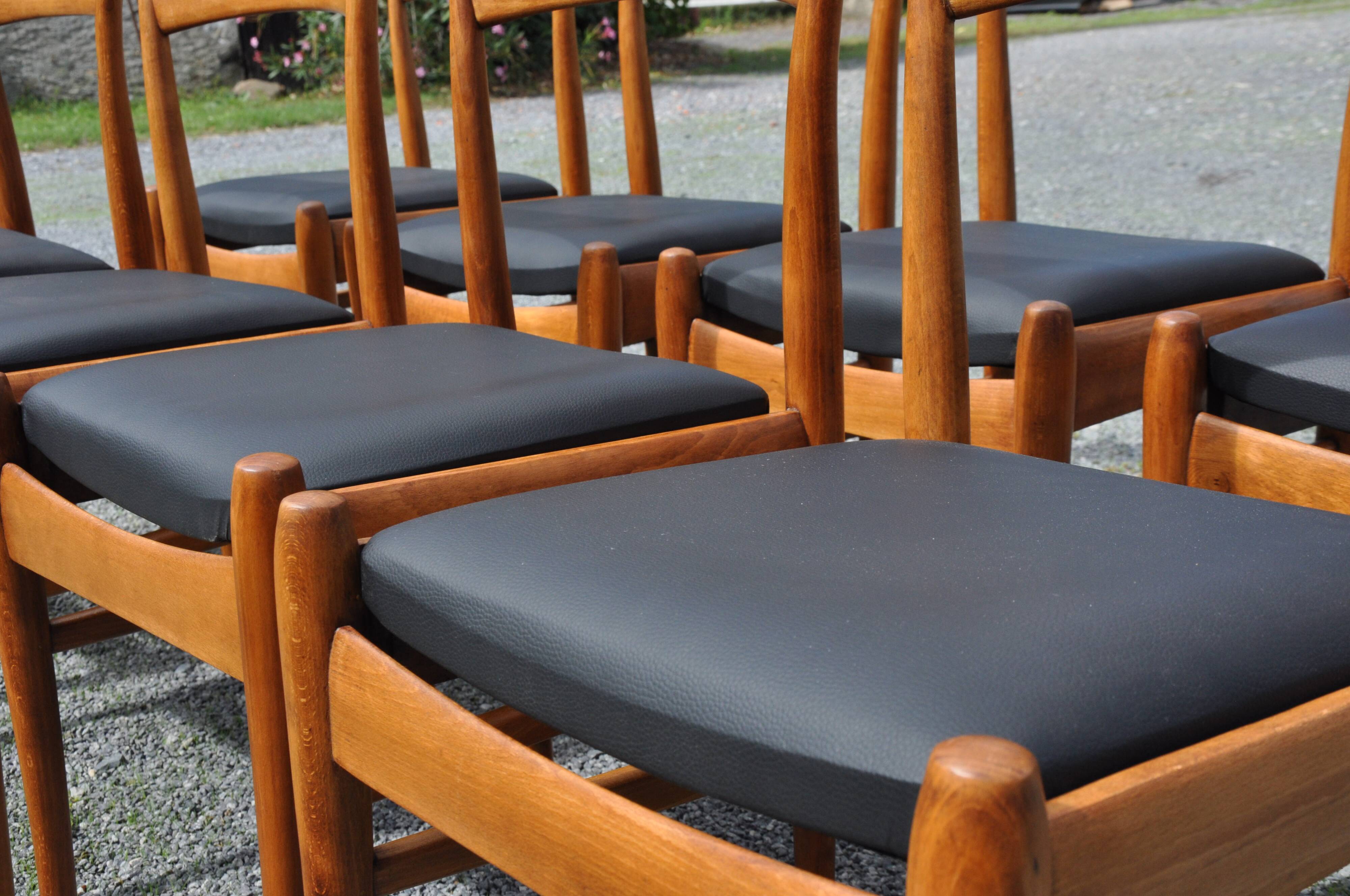 8 Scandinavian-style chairs