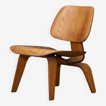 Charles & Ray Eames LCW in Ash, 1951 Herman Miller