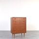 Commode en teck danois des années 1960.