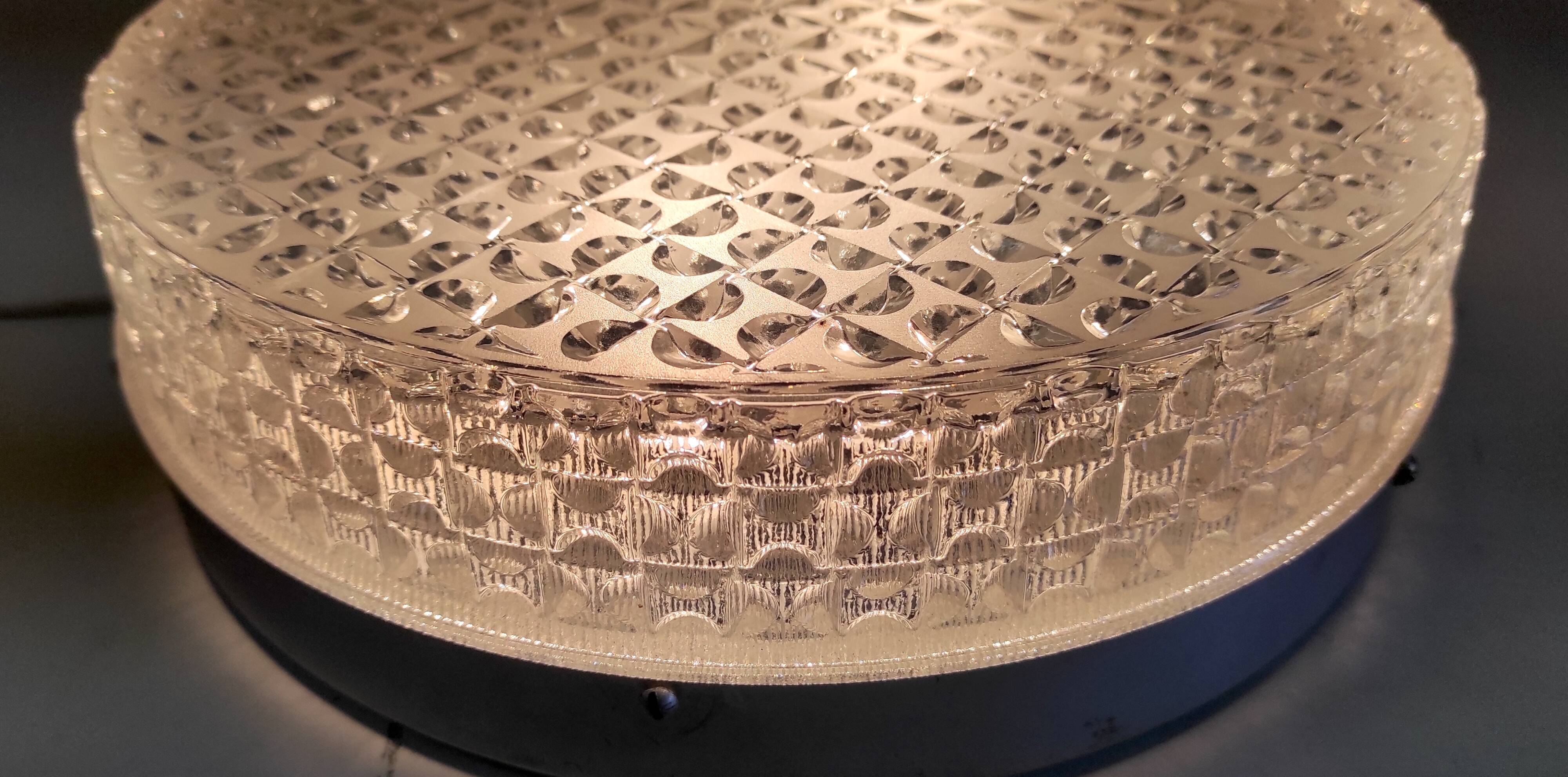 Ceiling lamp or wall lamp in cut glass in large format - 60s/70s