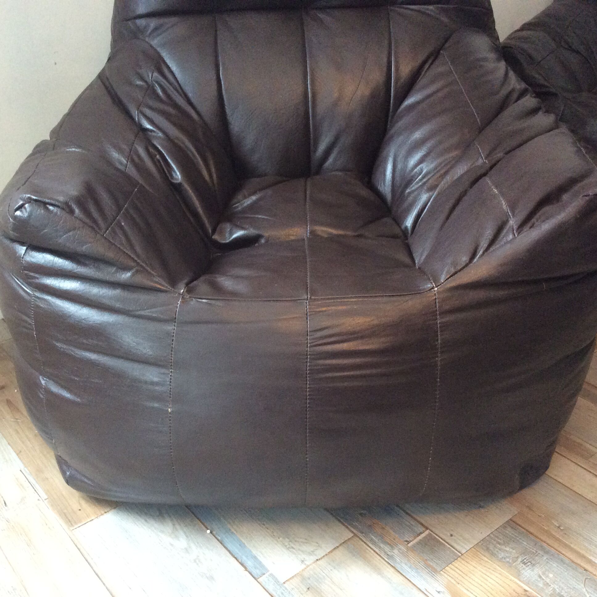 Set of the 70s sofa with heater and its 2 beanbags