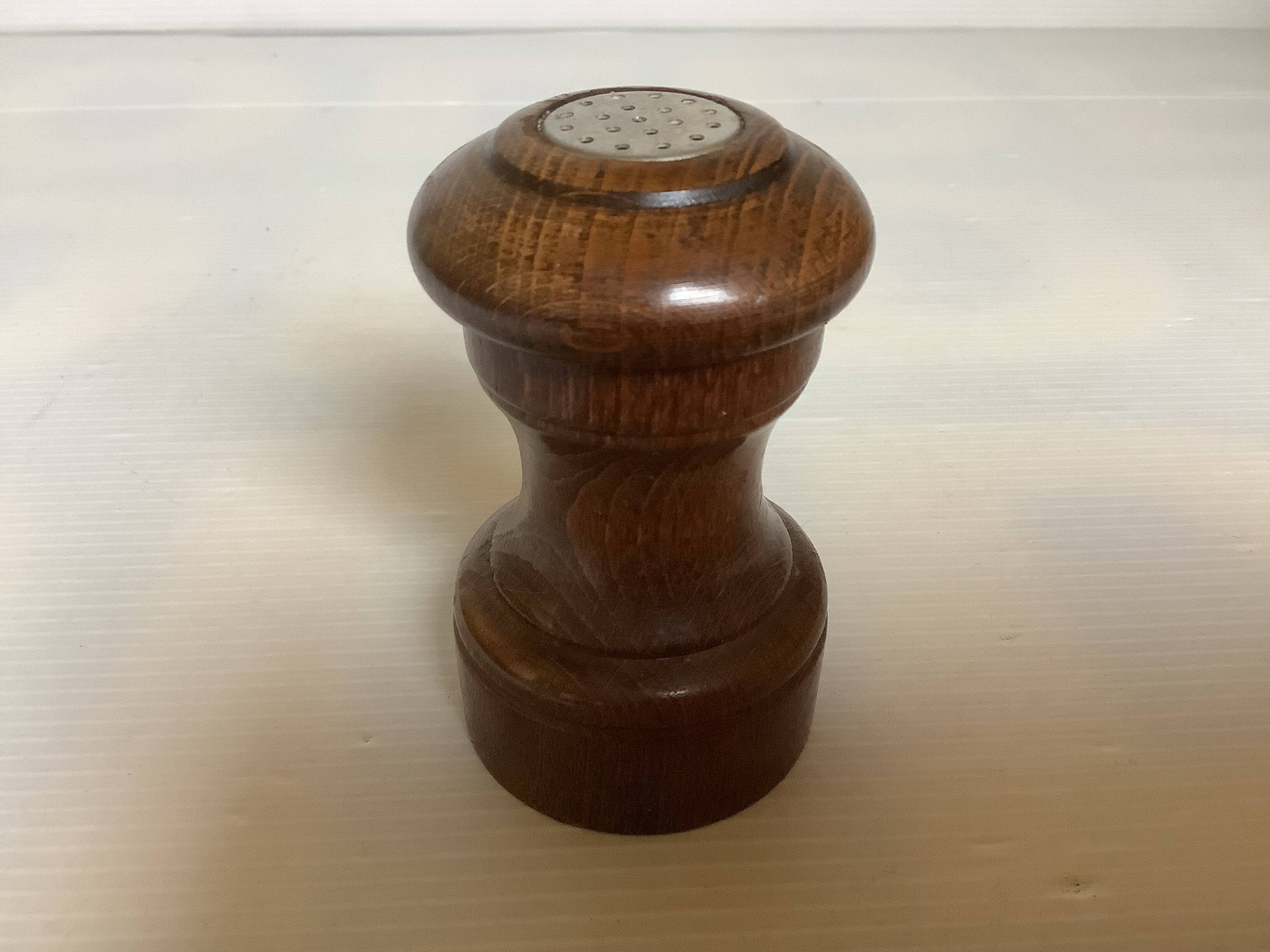 Salière en bois Peugeot