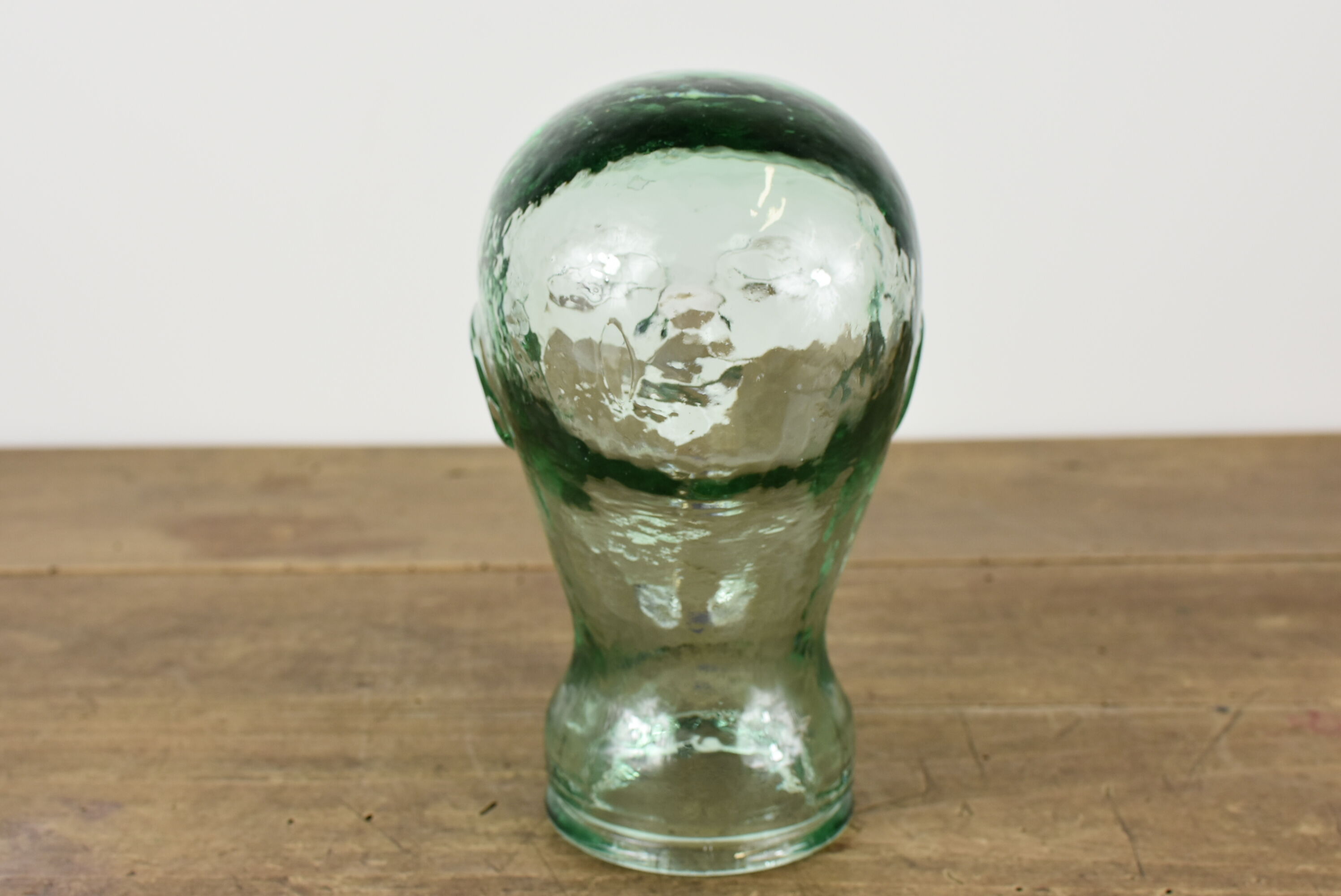 Decorative glass head
