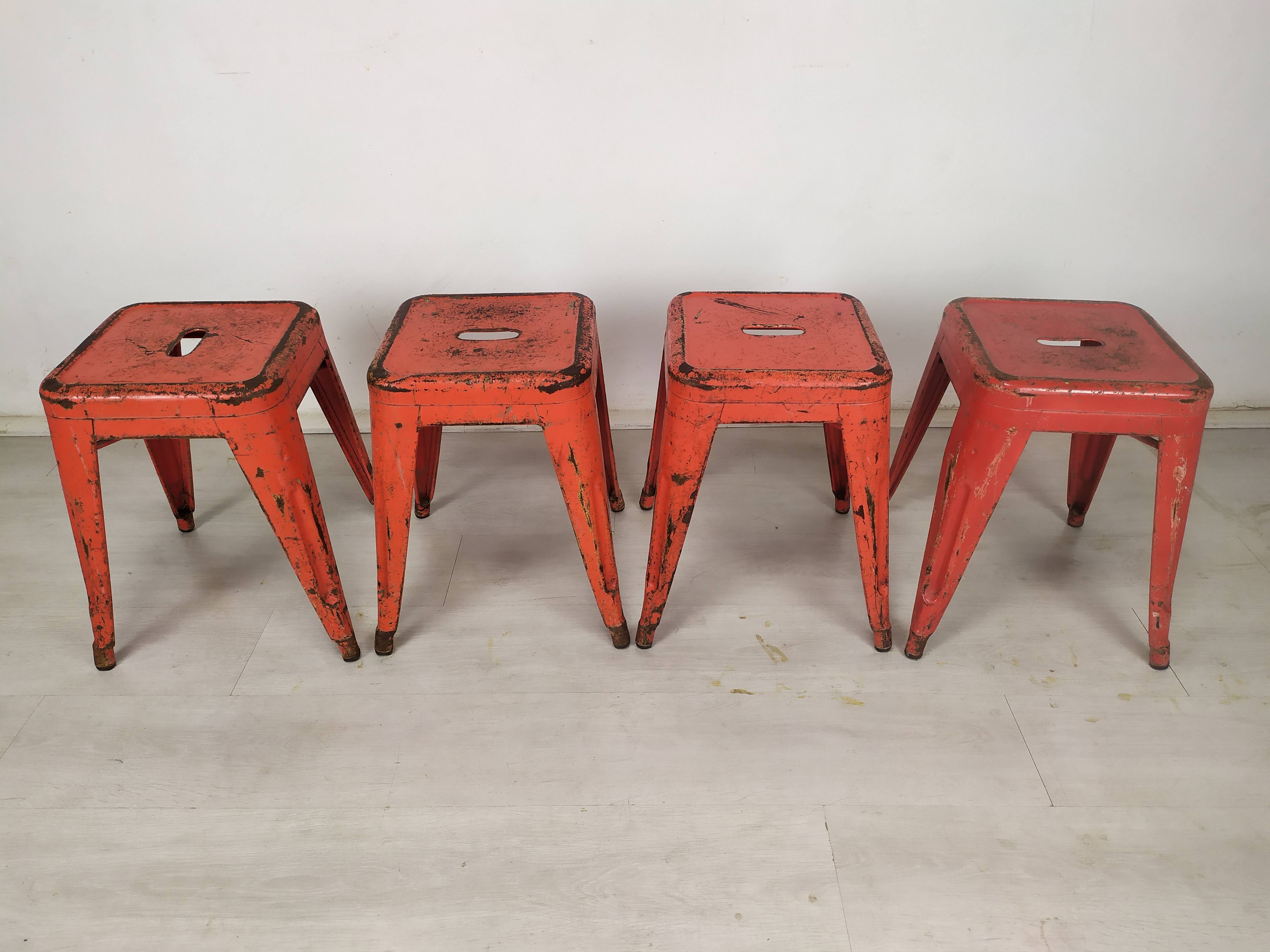 4 tolix indus stools