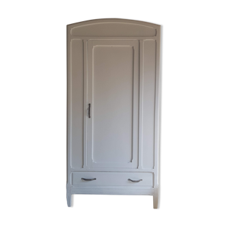 Armoire parisienne ancienne