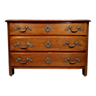 Commode cintrée époque Louis XIV en noyer circa 1720