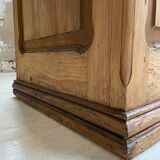 Pine shopping counter