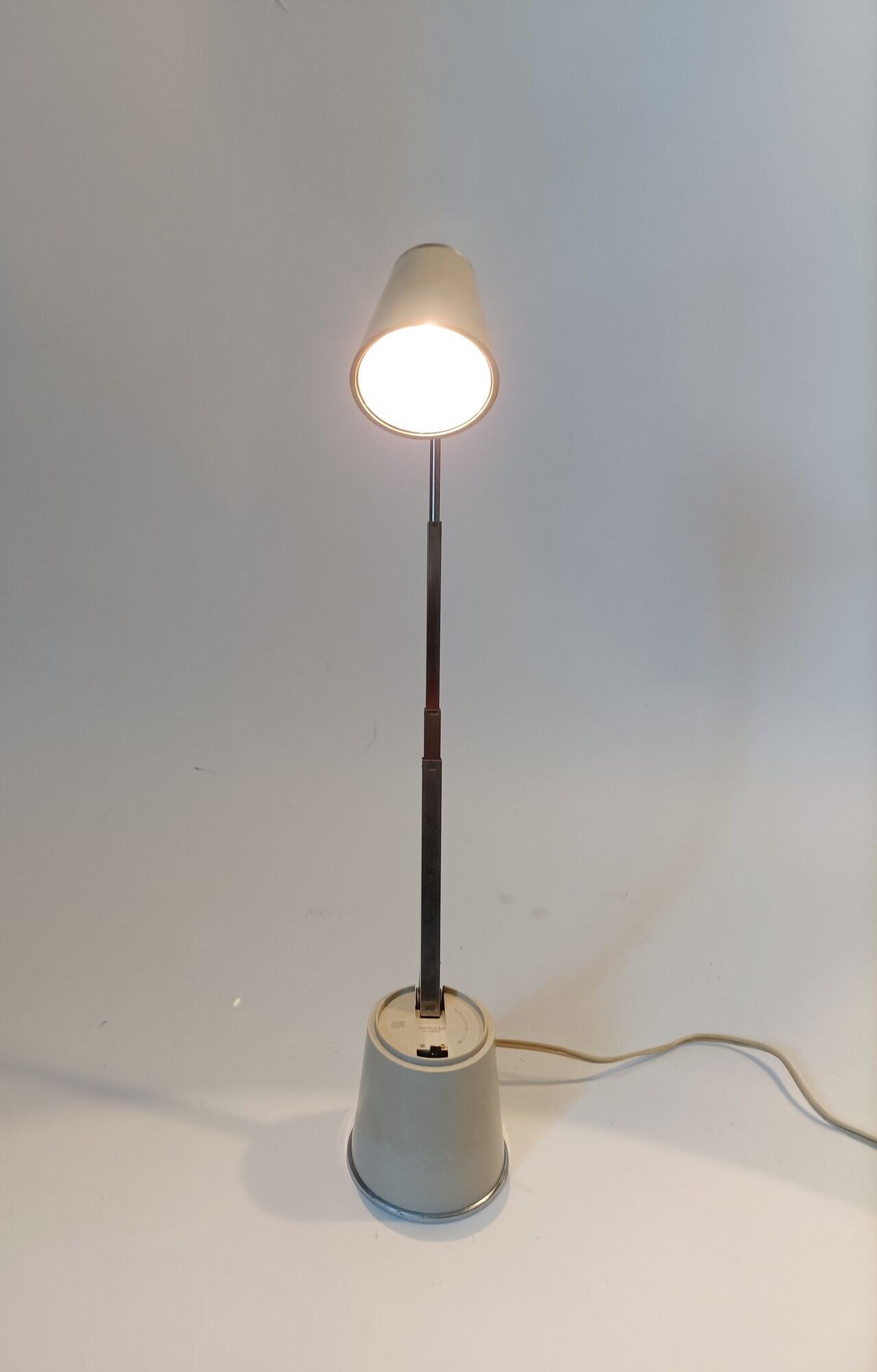 "Lampette" telescopic desk lamp made in Germany Vintage. Koch creation 1970