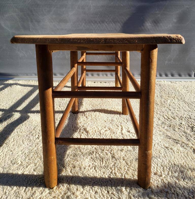 Farmhouse bench-table with a natural feel