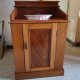 Meuble de toilette ancien