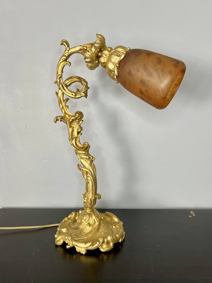 Daum Art Nouveau lamp