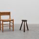 Tabouret tripode brutaliste français en chêne massif et métal, années 1850