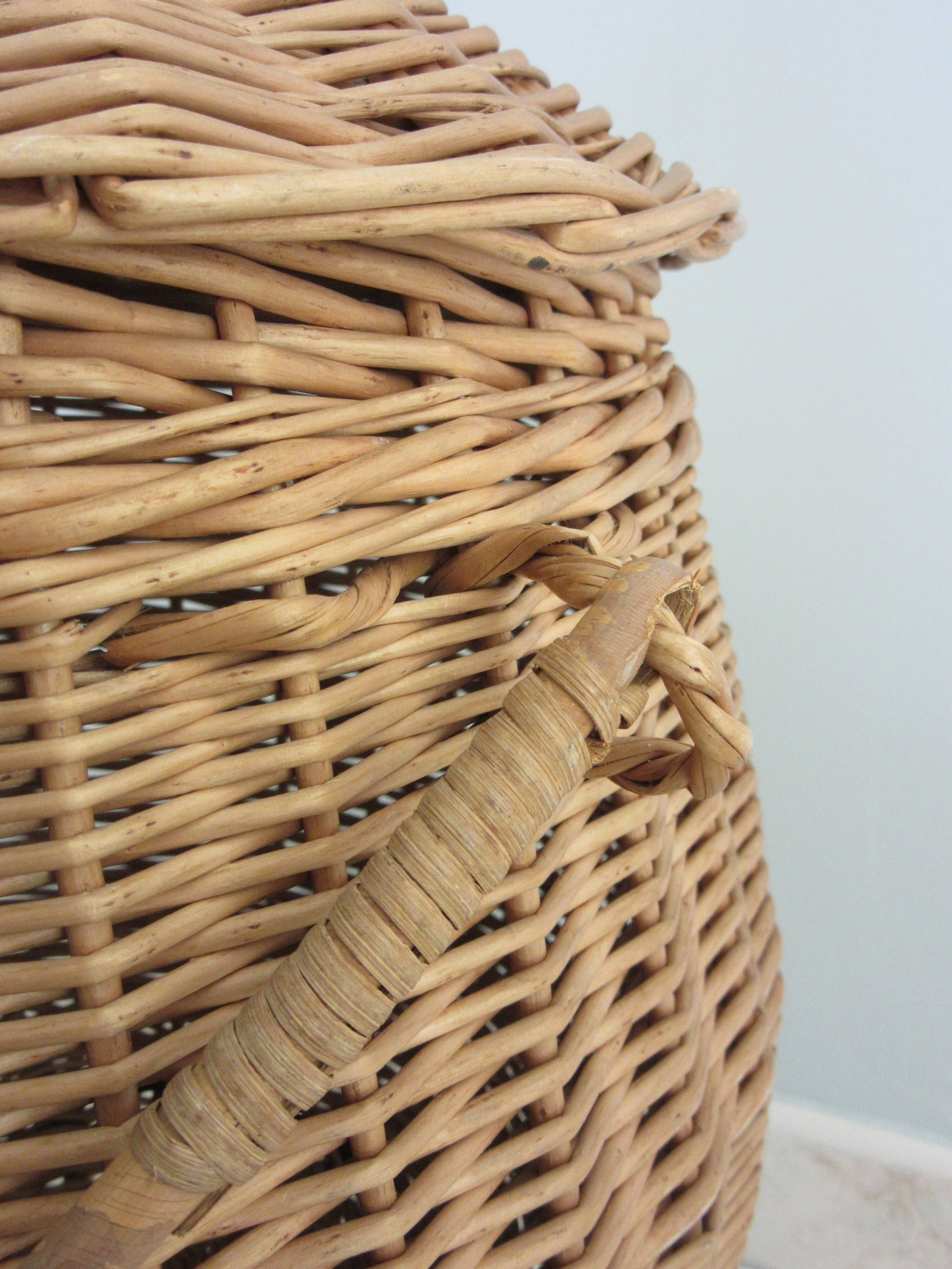 Travailleuse vintage en osier