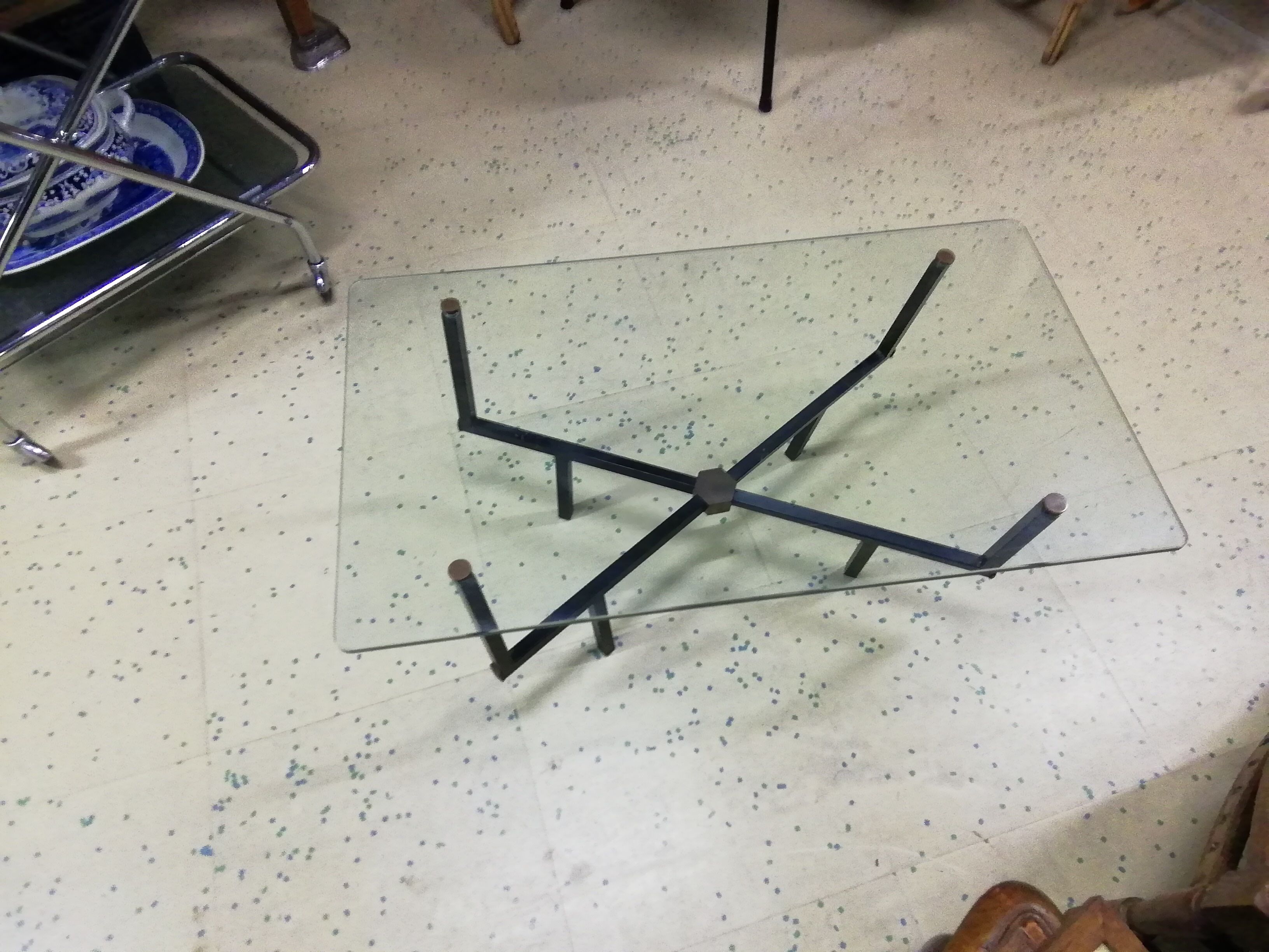Coffee table with vintage iron base
