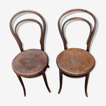Lot de deux chaises de bistrot n°14 de Thonet