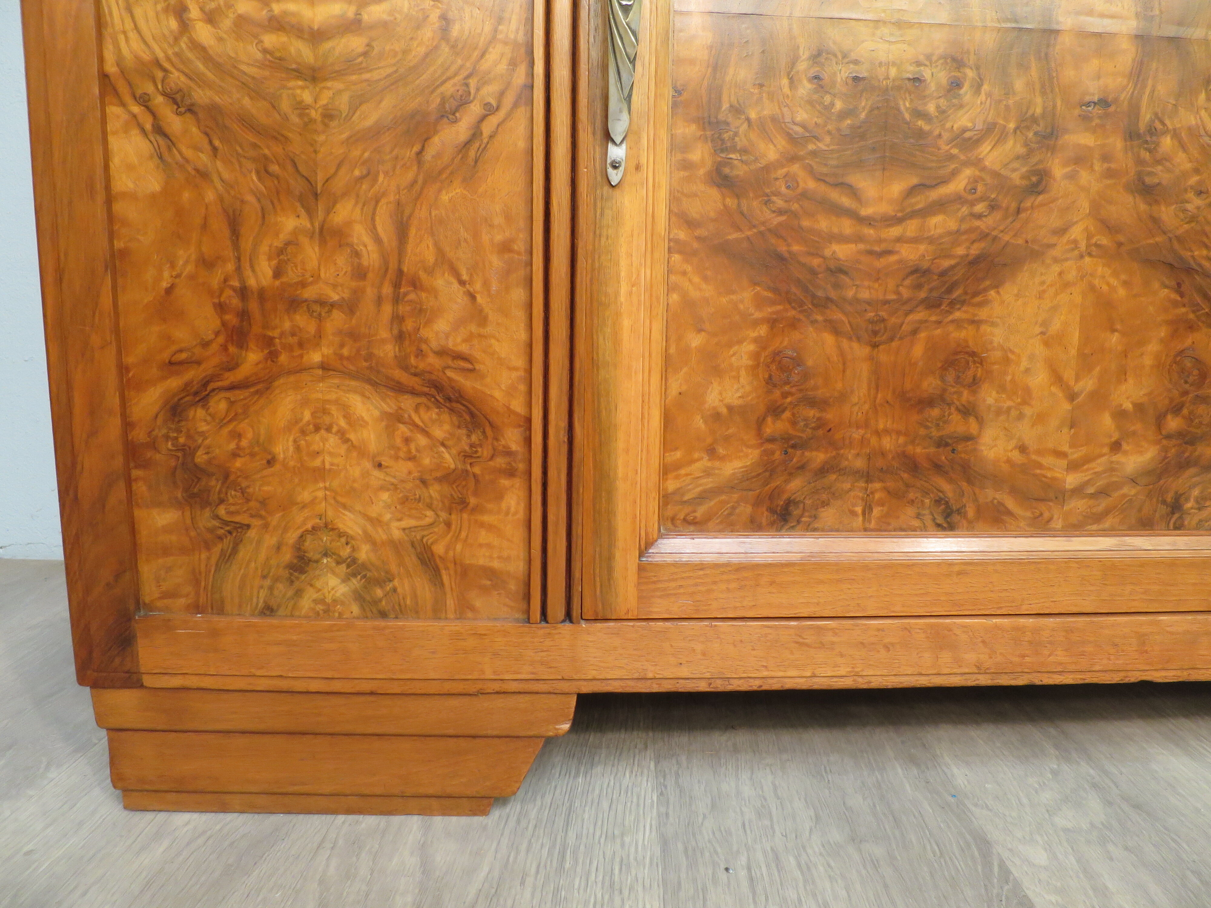 1930s art deco walnut buffet