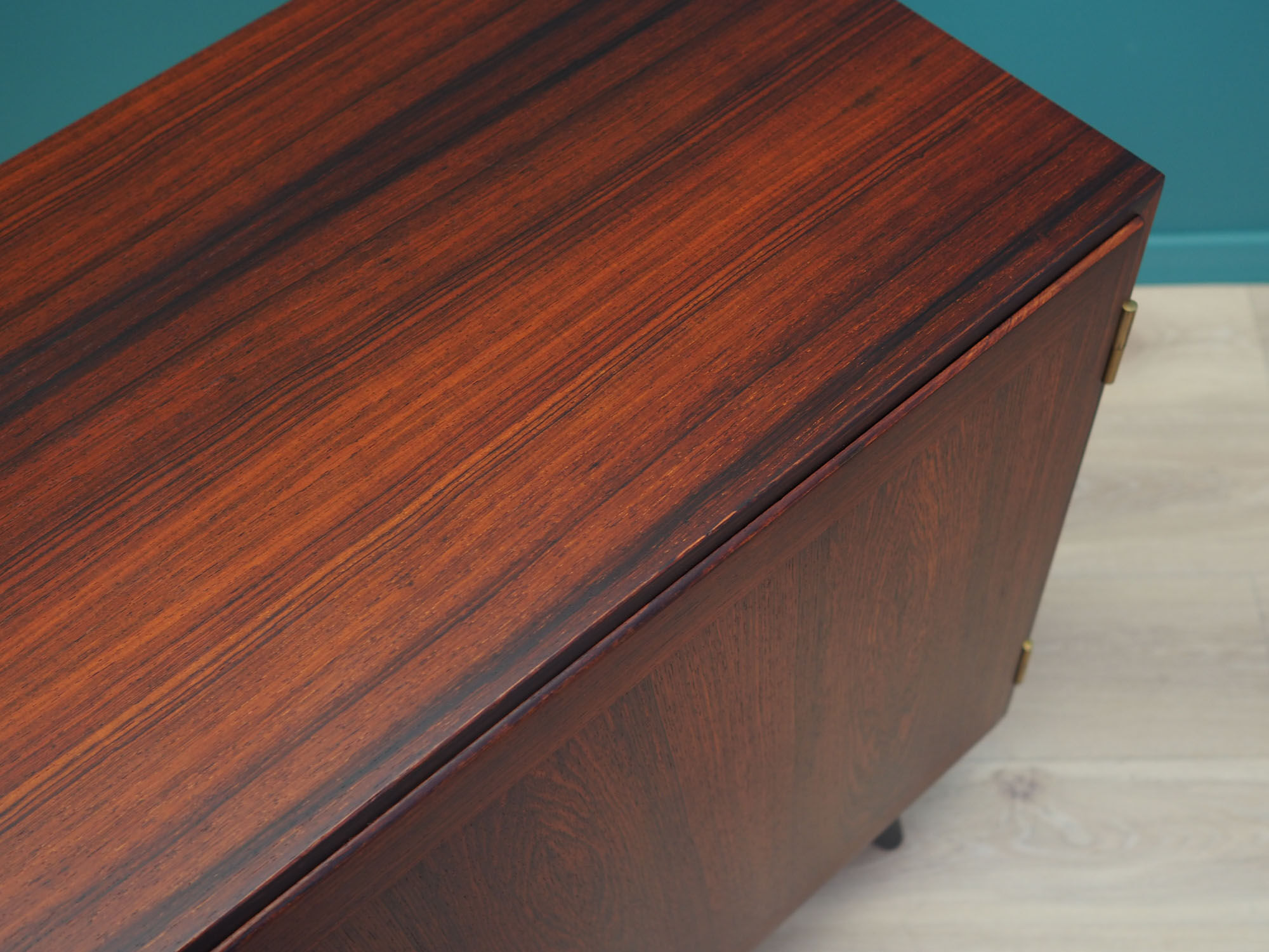 Buffet en palissandre, design danois, années 70, fabricant: Hundevad & Co