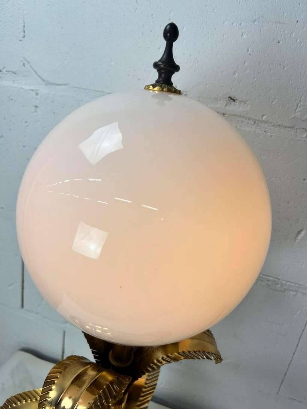 VINTAGE HIGH TABLE LAMP WITH “GOLDEN” PALM TREES, HANS KÖGL STYLE