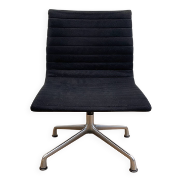 EA106 office chair, Eames