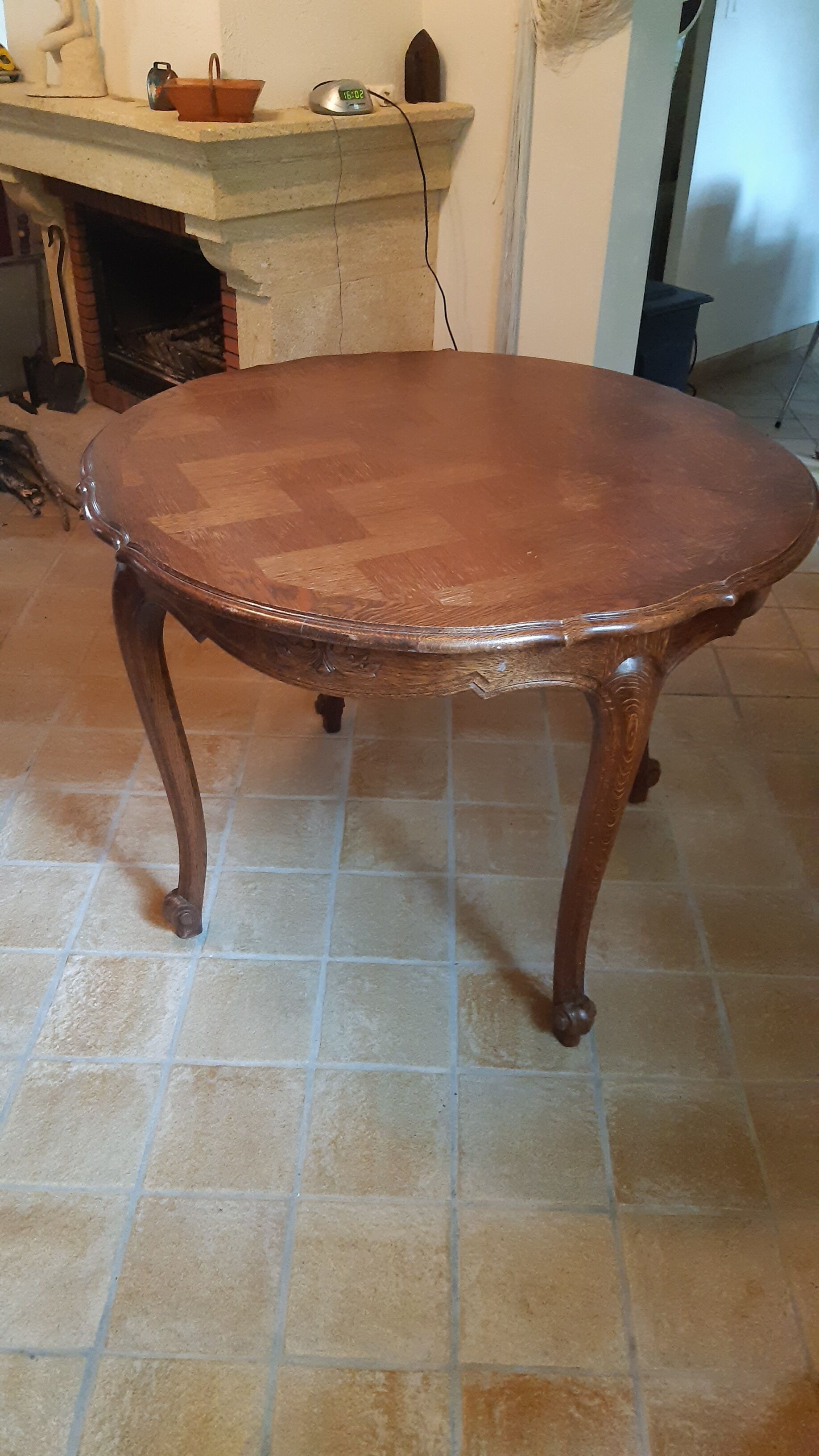 Table ronde ancienne