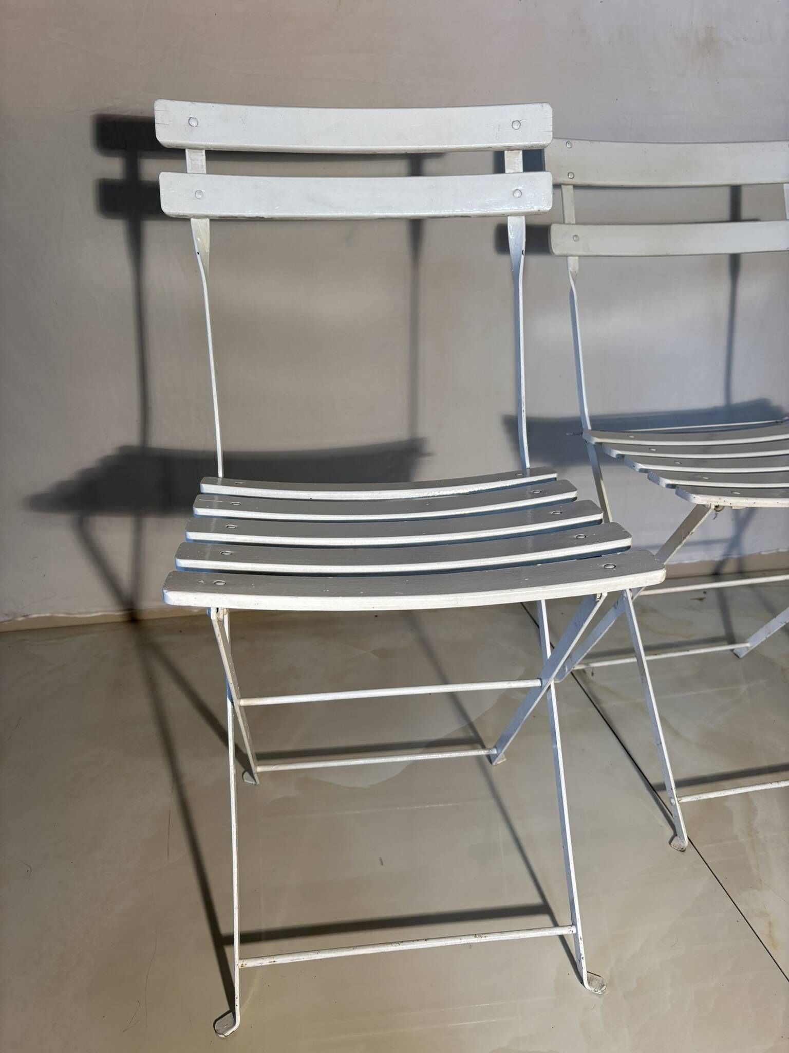 Bistro-style folding garden furniture set – table and 3 chairs