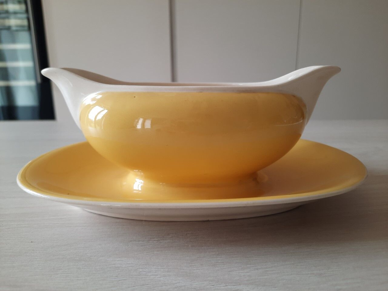 Vintage saucière