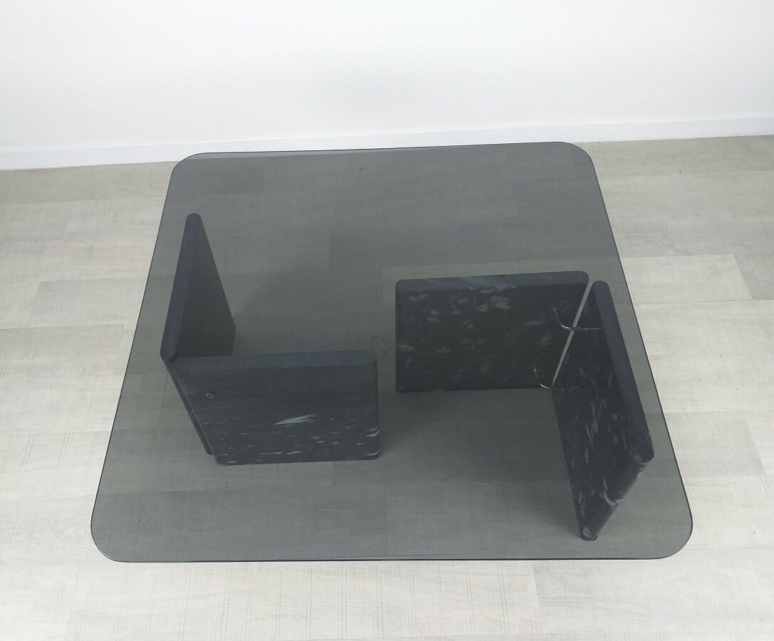 Table basse design années 80 vintage marbre verre