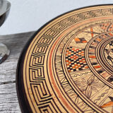 Assiette décorative grecque en terre cuite géométrique