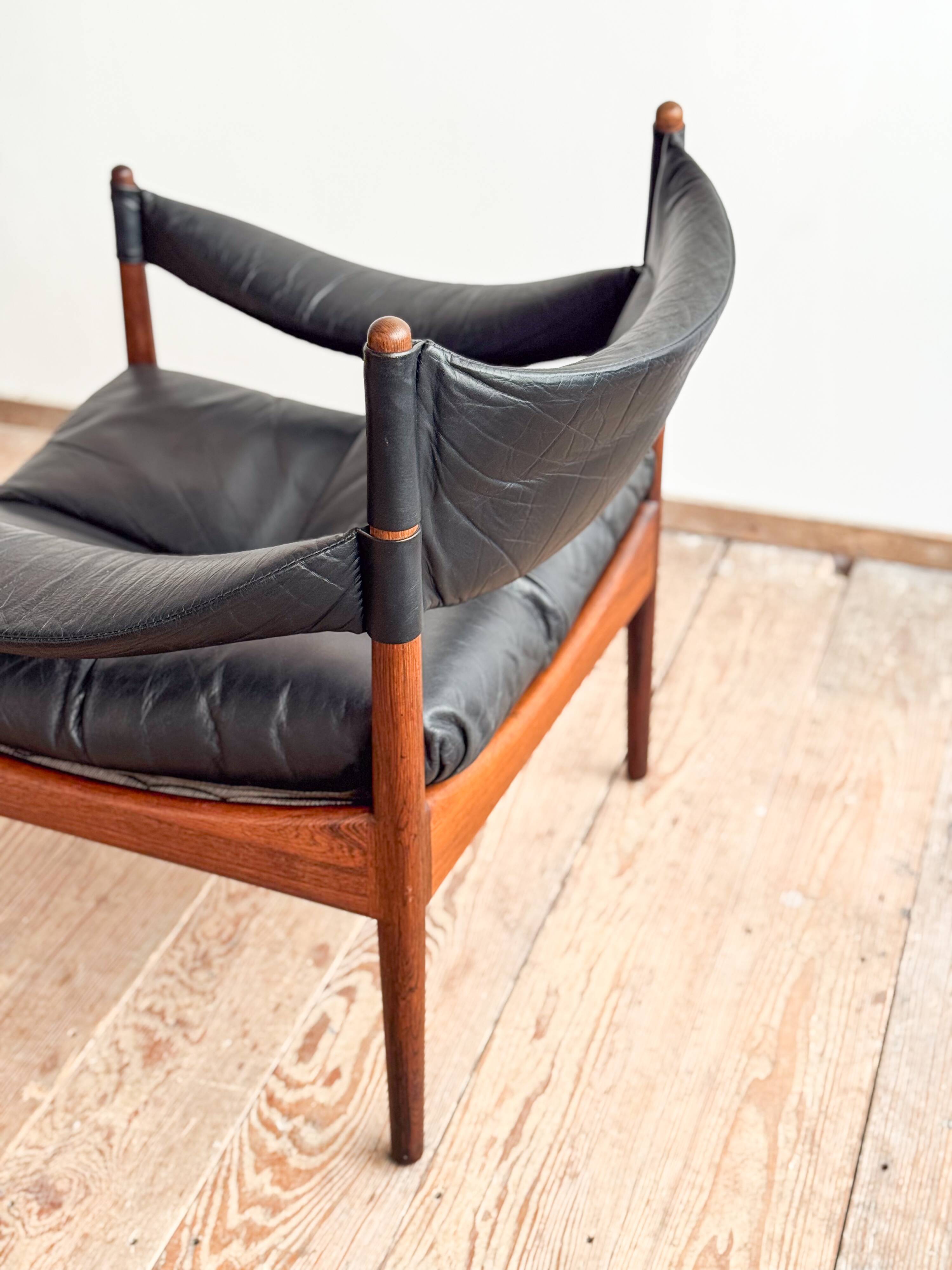 Ensemble danoise avec fauteuil, repose-pieds et table par Kristian Vedel