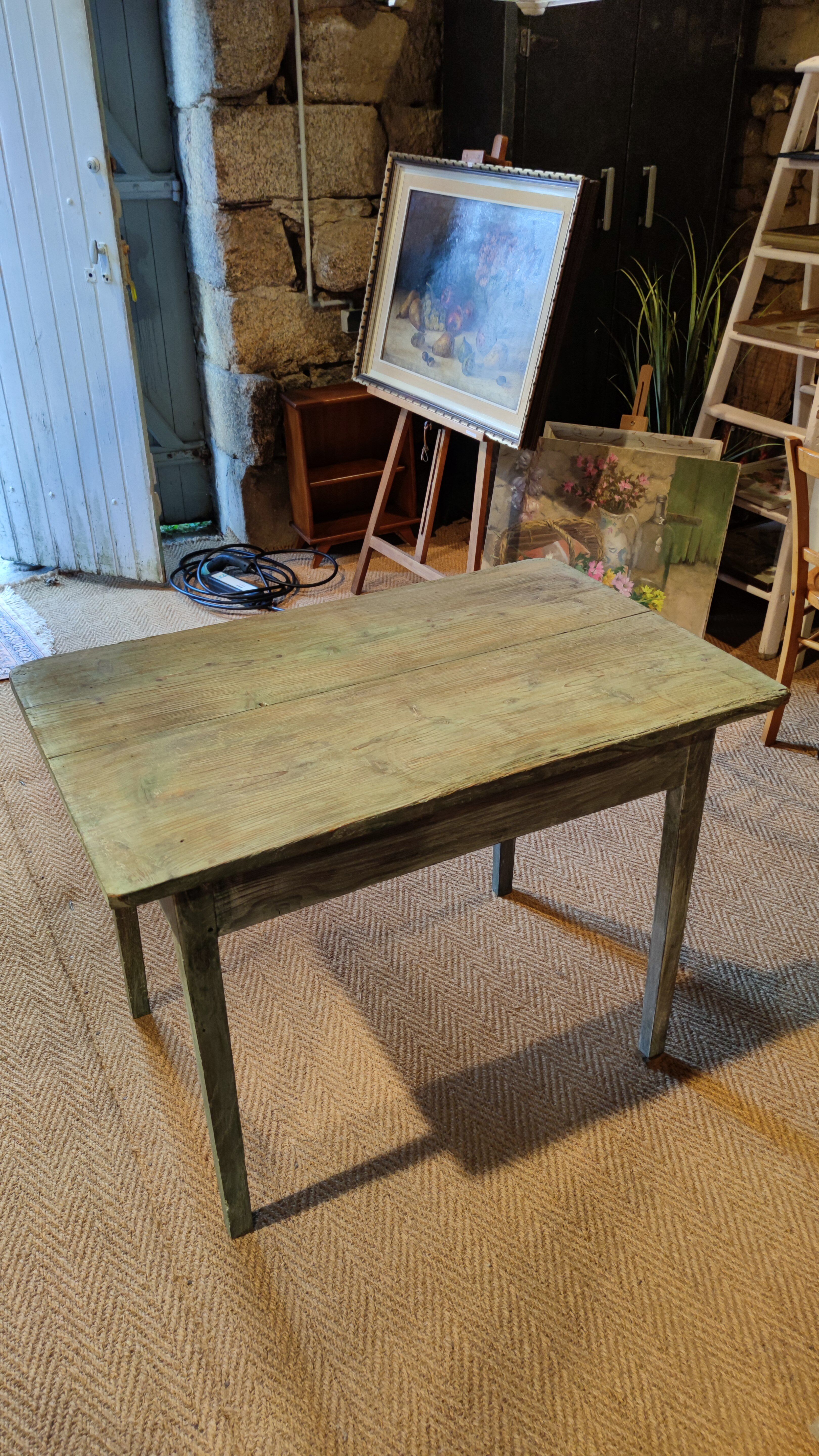 Farmhouse table green patina